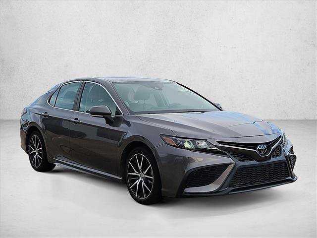 Used 2023 Toyota Camry SE FWD image 3