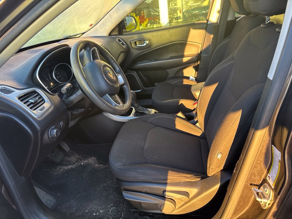 Used 2020 Jeep Compass Sport FWD image 5