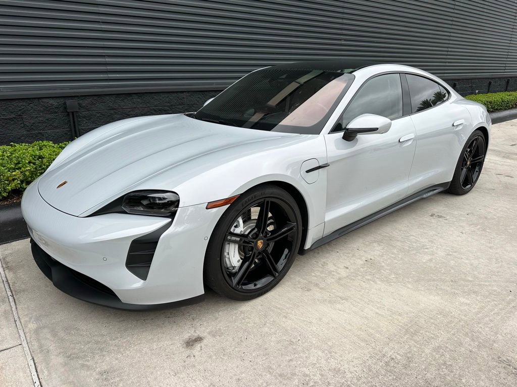 Certified 2022 Porsche Taycan GTS AWD/4WD image 7