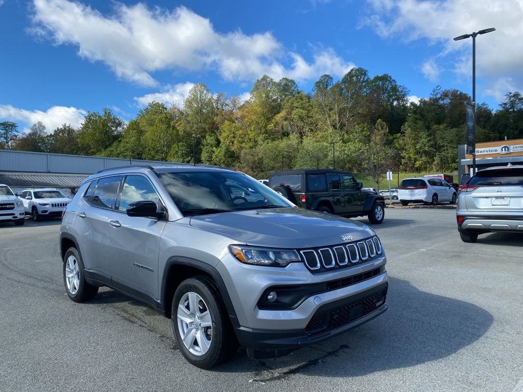 Used 2022 Jeep Compass Latitude w/ Convenience Group