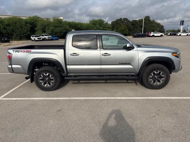 Used 2022 Toyota Tacoma TRD Off-Road AWD/4WD image 6