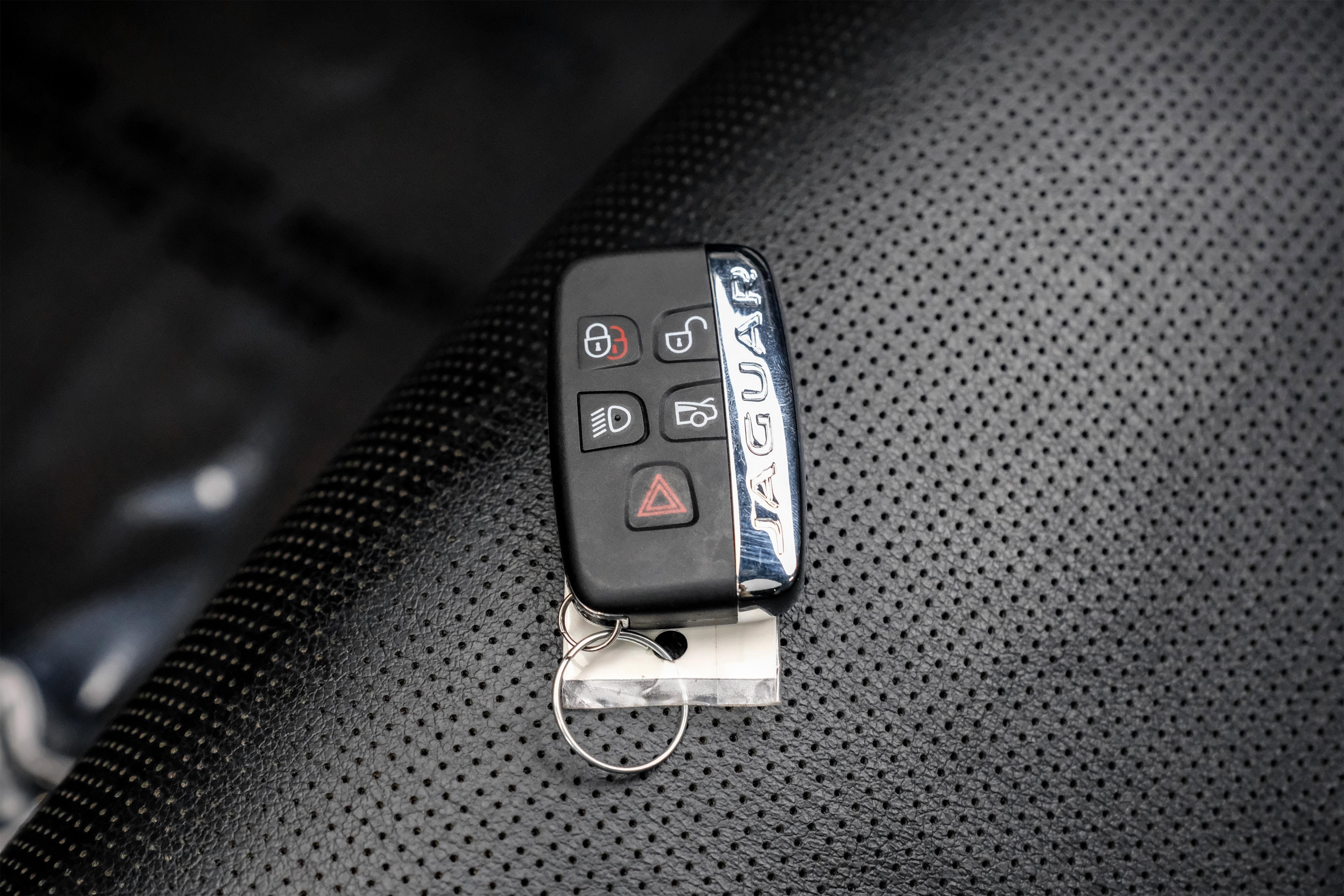 Used 2017 Jaguar XF S image 54