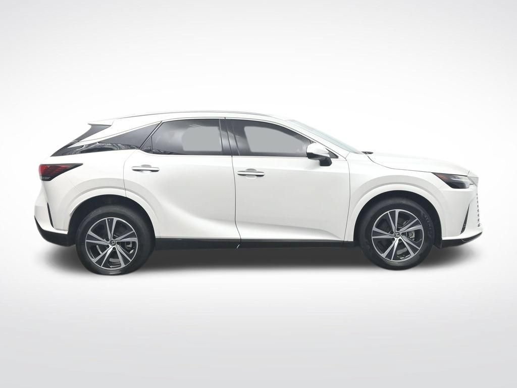 Used 2024 Lexus RX 350 Premium w/ Accessory Package (Z1) FWD image 4