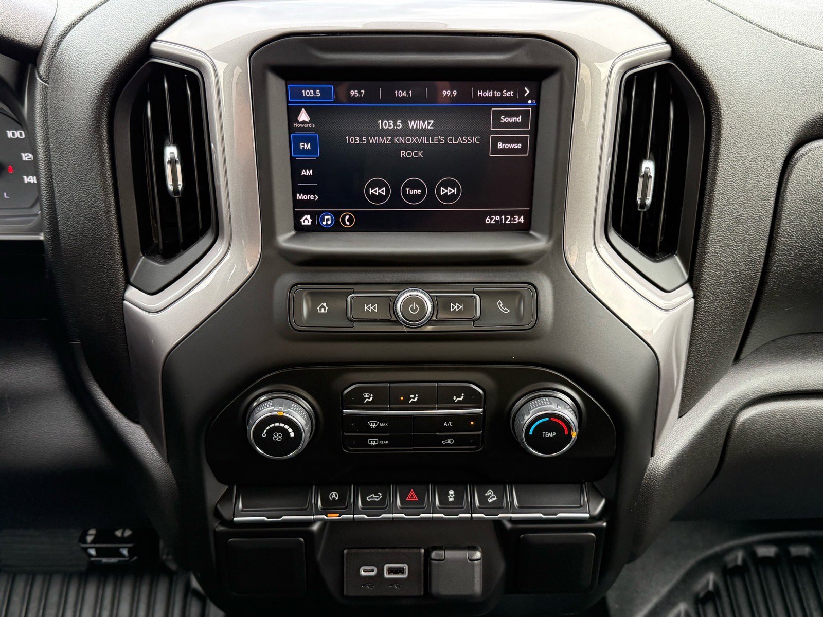 Used 2022 Chevrolet Silverado 1500 W/T w/ WT Value Package image 18