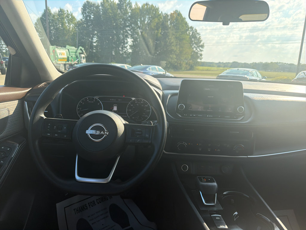Used 2022 Nissan Rogue S AWD/4WD image 9