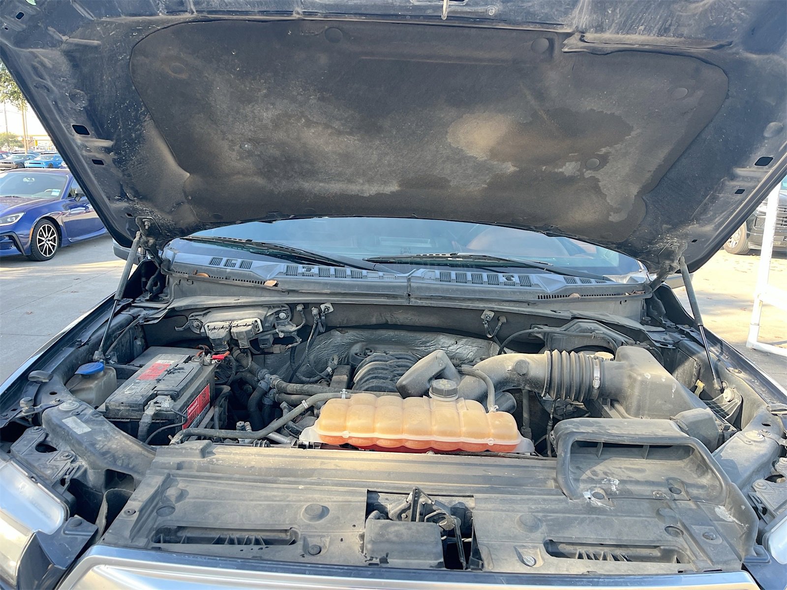 Used 2017 Ford F150 Platinum w/ Equipment Group 701A Luxury image 31