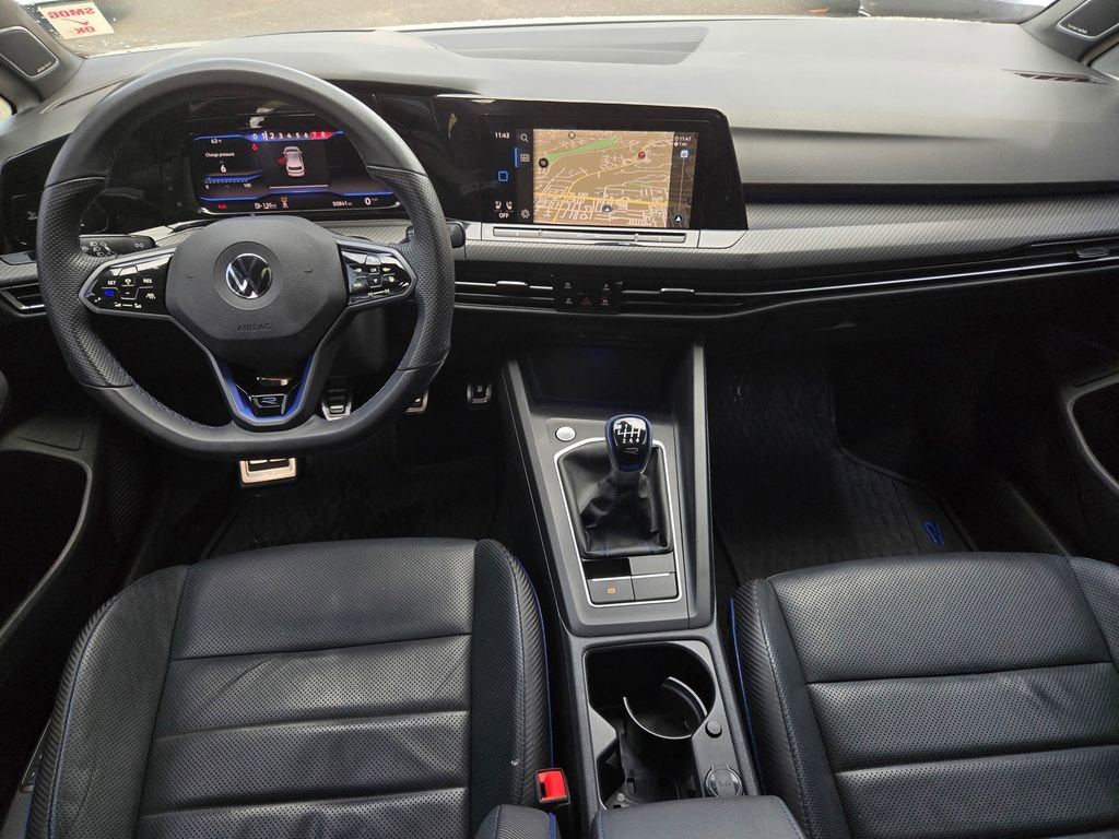 Used 2022 Volkswagen Golf R image 16