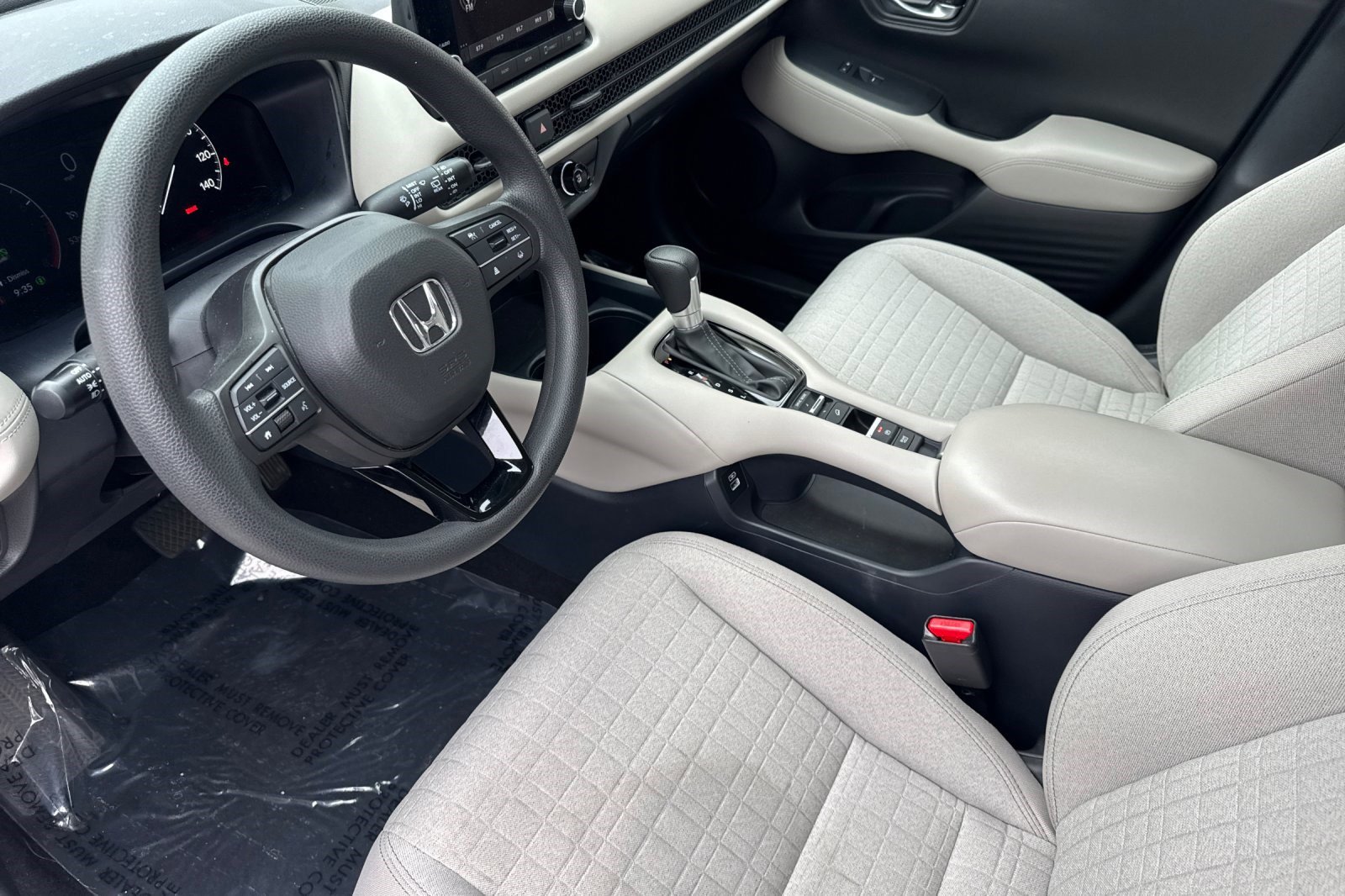 Used 2023 Honda HR-V LX image 4