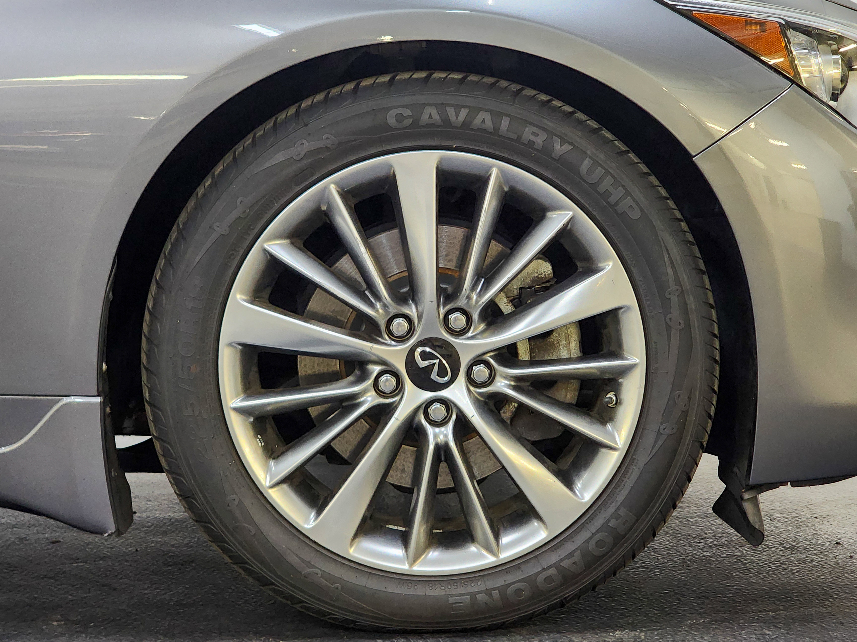 Used 2022 INFINITI Q50 Luxe w/ Cargo Package AWD/4WD image 17