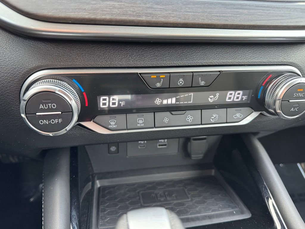 Used 2023 Nissan Altima 2.5 SL image 14