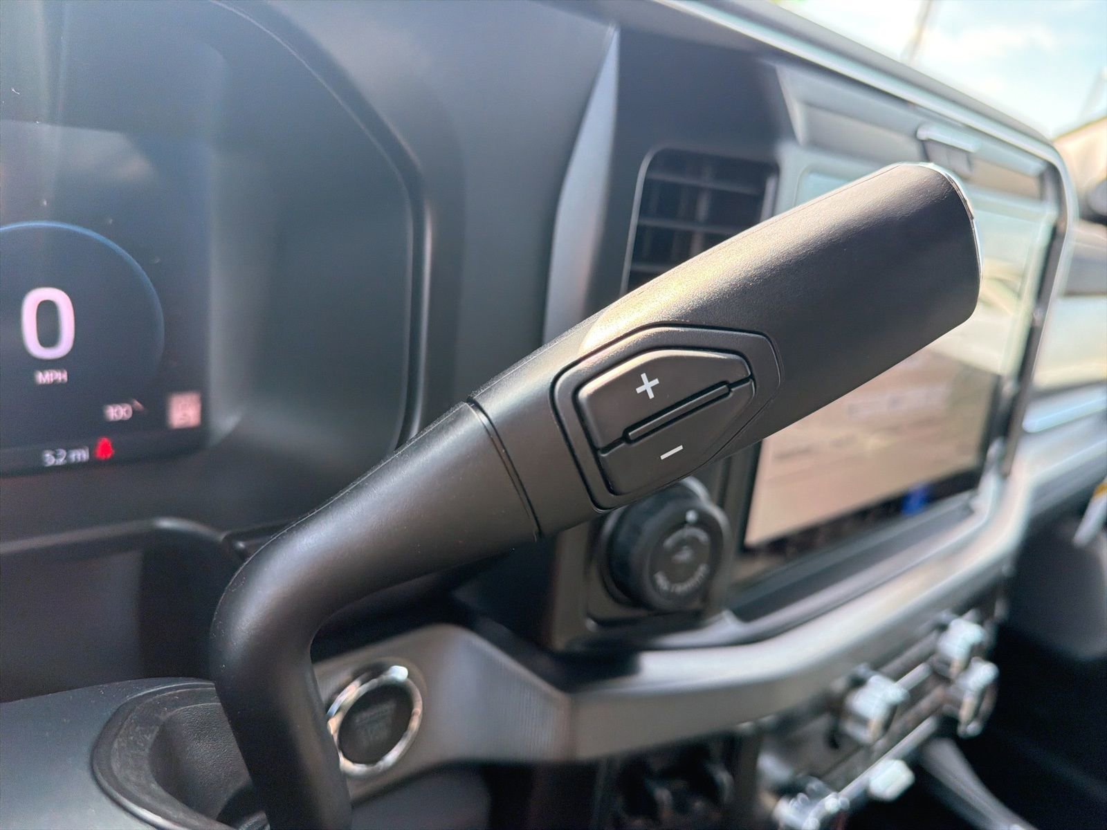 New 2026 Ford F250 Platinum w/ FX4 Off-Road Package image 18