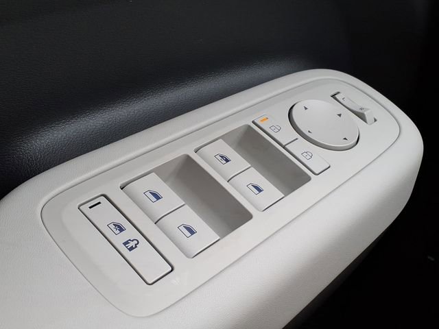 New 2026 Hyundai Santa Fe SE image 23