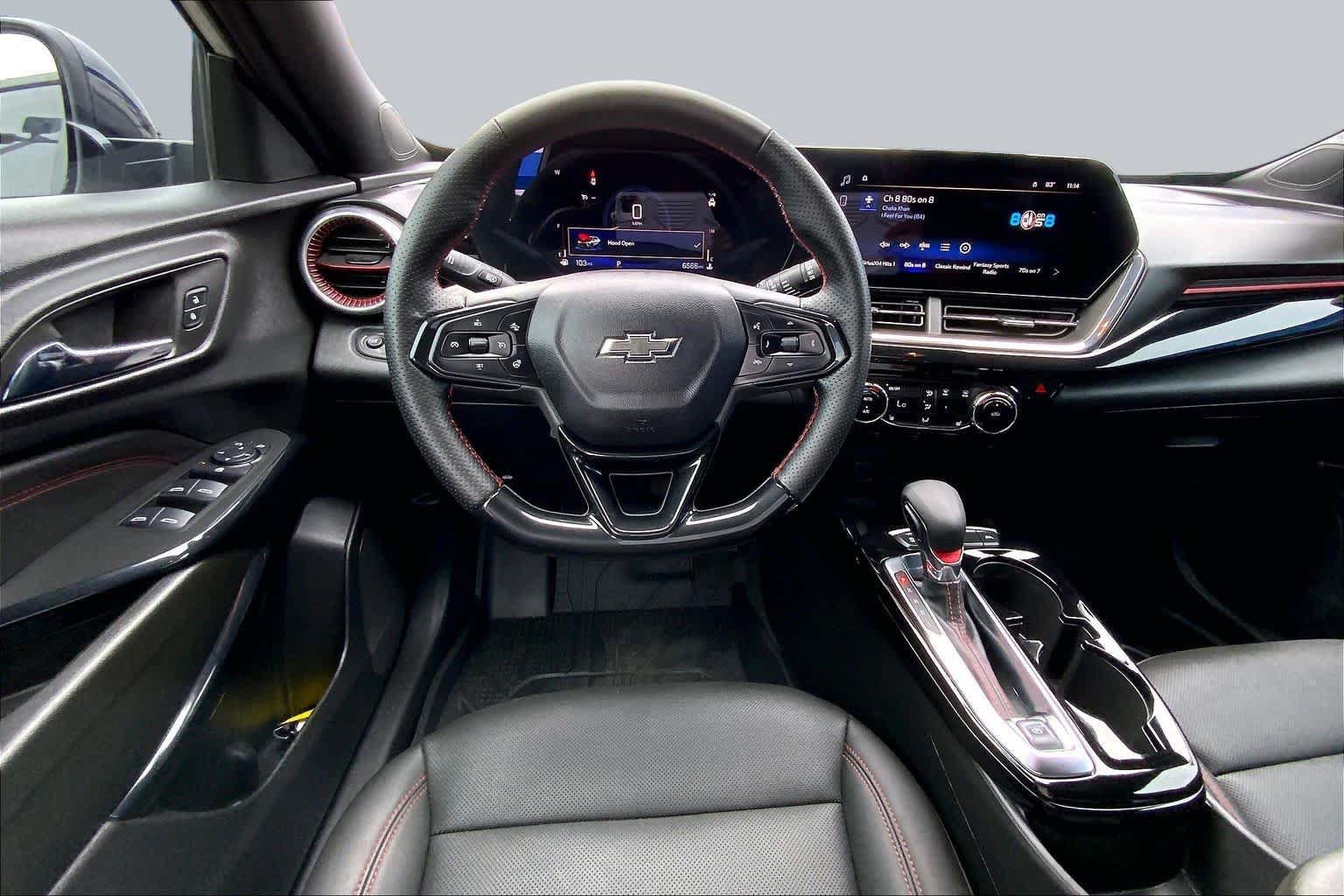 Certified 2026 Chevrolet Trax RS w/ Sunroof Package FWD image 6