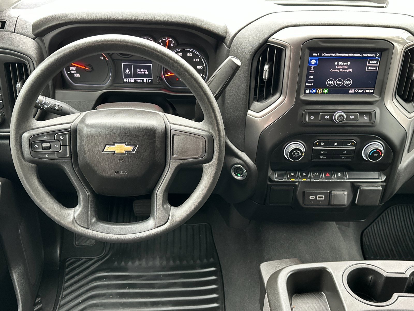 Used 2025 Chevrolet Silverado 1500 Custom image 16