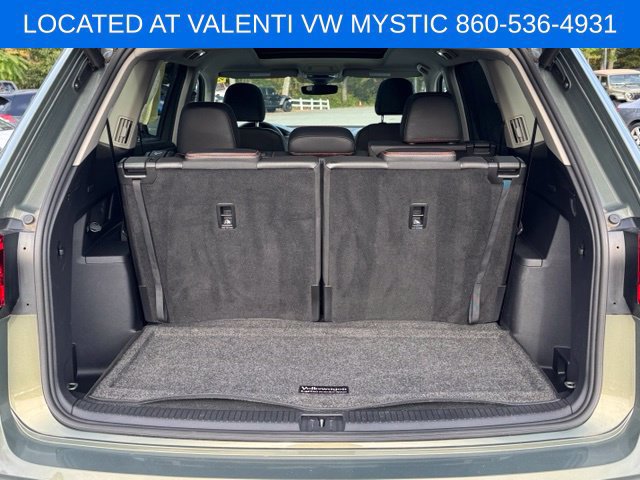Certified 2025 Volkswagen Atlas Peak Edition SE AWD/4WD image 21