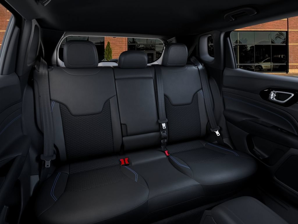 New 2026 Jeep Compass Latitude AWD/4WD image 15