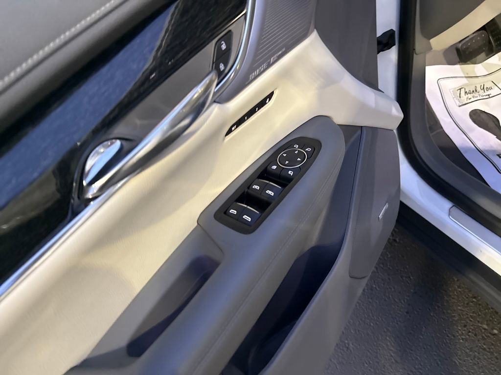 Used 2020 Cadillac XT6 Premium Luxury image 14