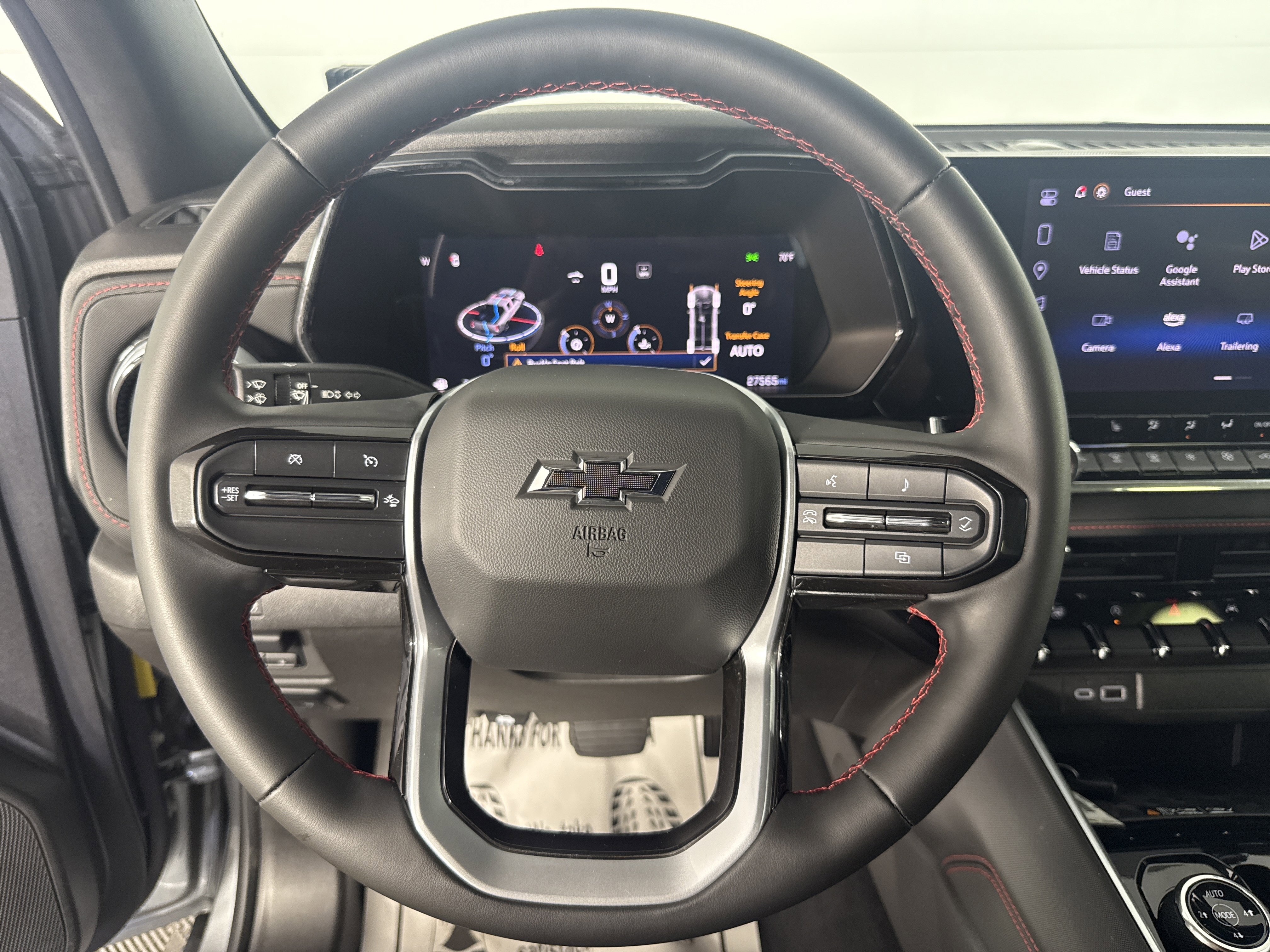 Used 2024 Chevrolet Colorado Z71 w/ Z71 Convenience Package 2 image 28