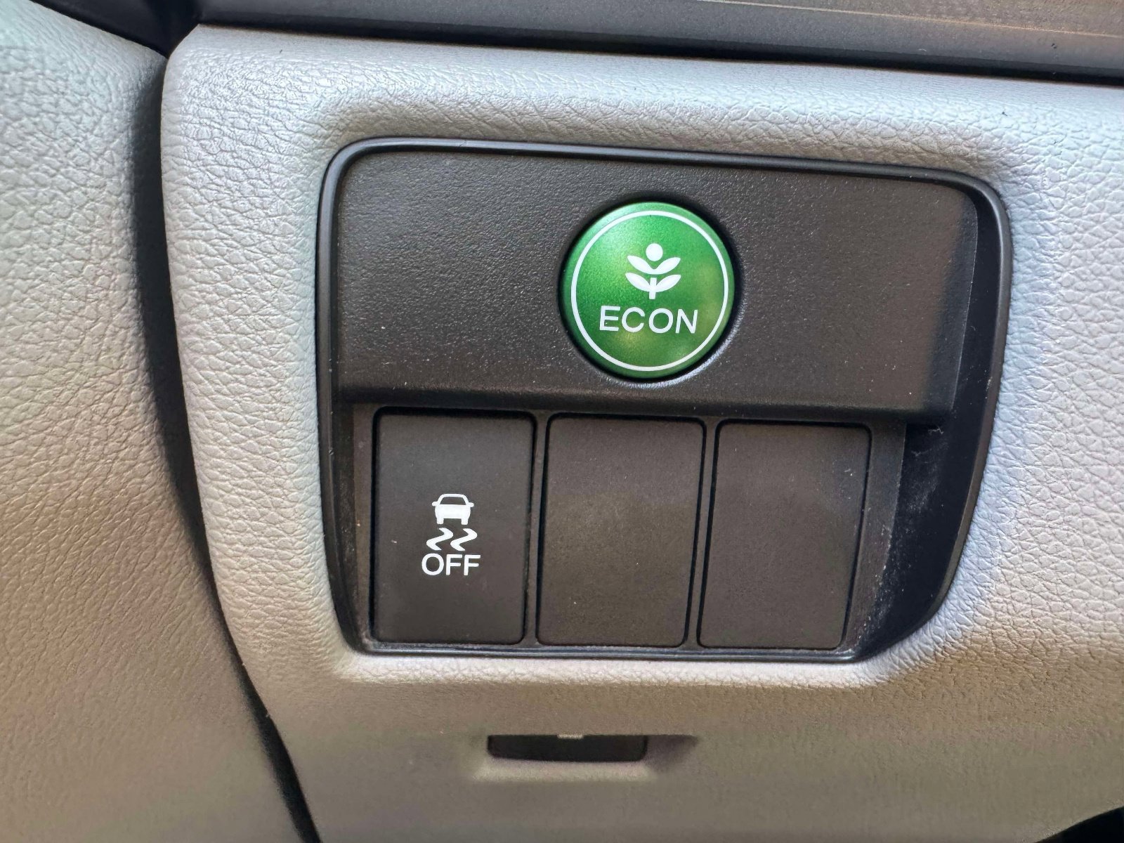 Used 2015 Honda Accord LX image 24