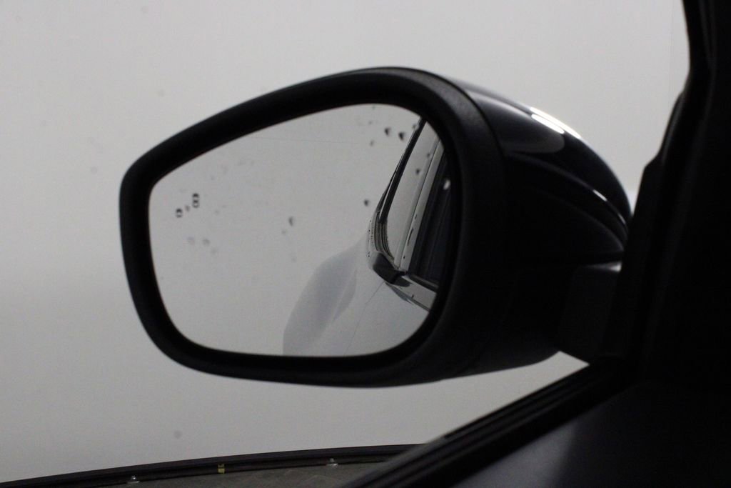 Used 2023 Ford Mustang Mach-E Premium image 40