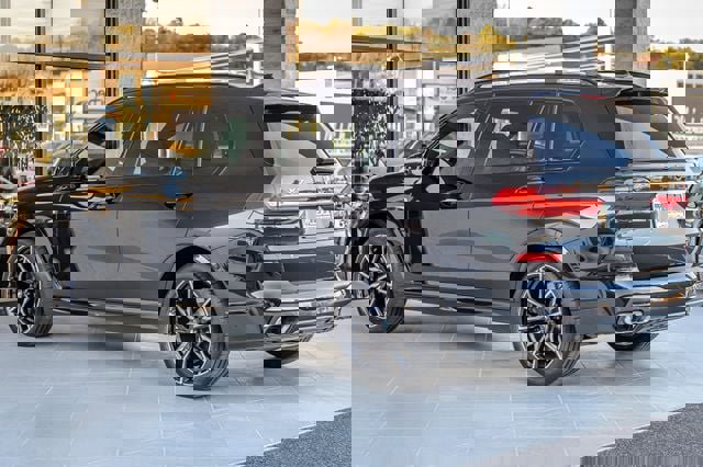 Used 2019 BMW X7 xDrive40i w/ Premium Package image 7