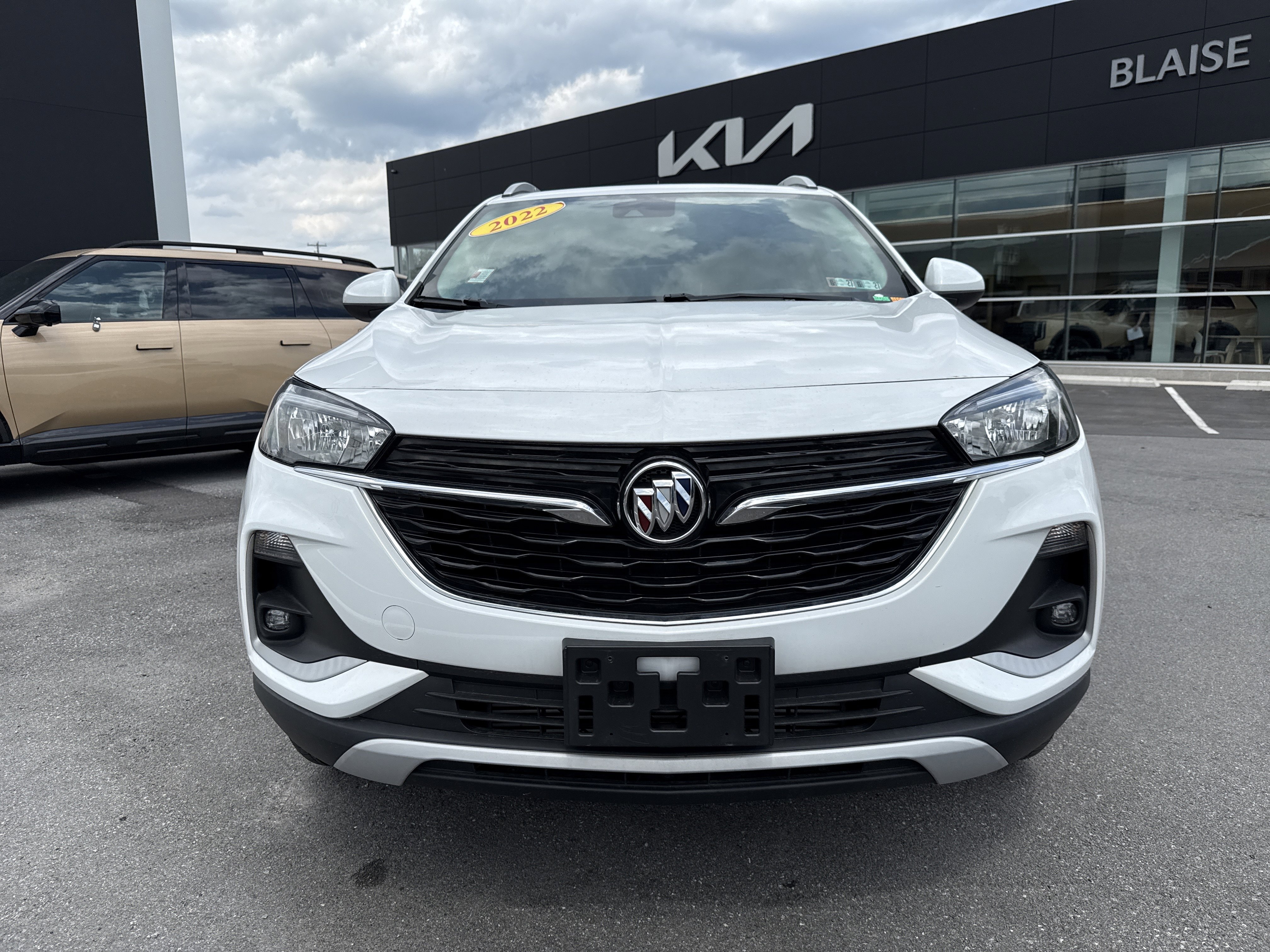 Used 2022 Buick Encore GX Select AWD/4WD image 9