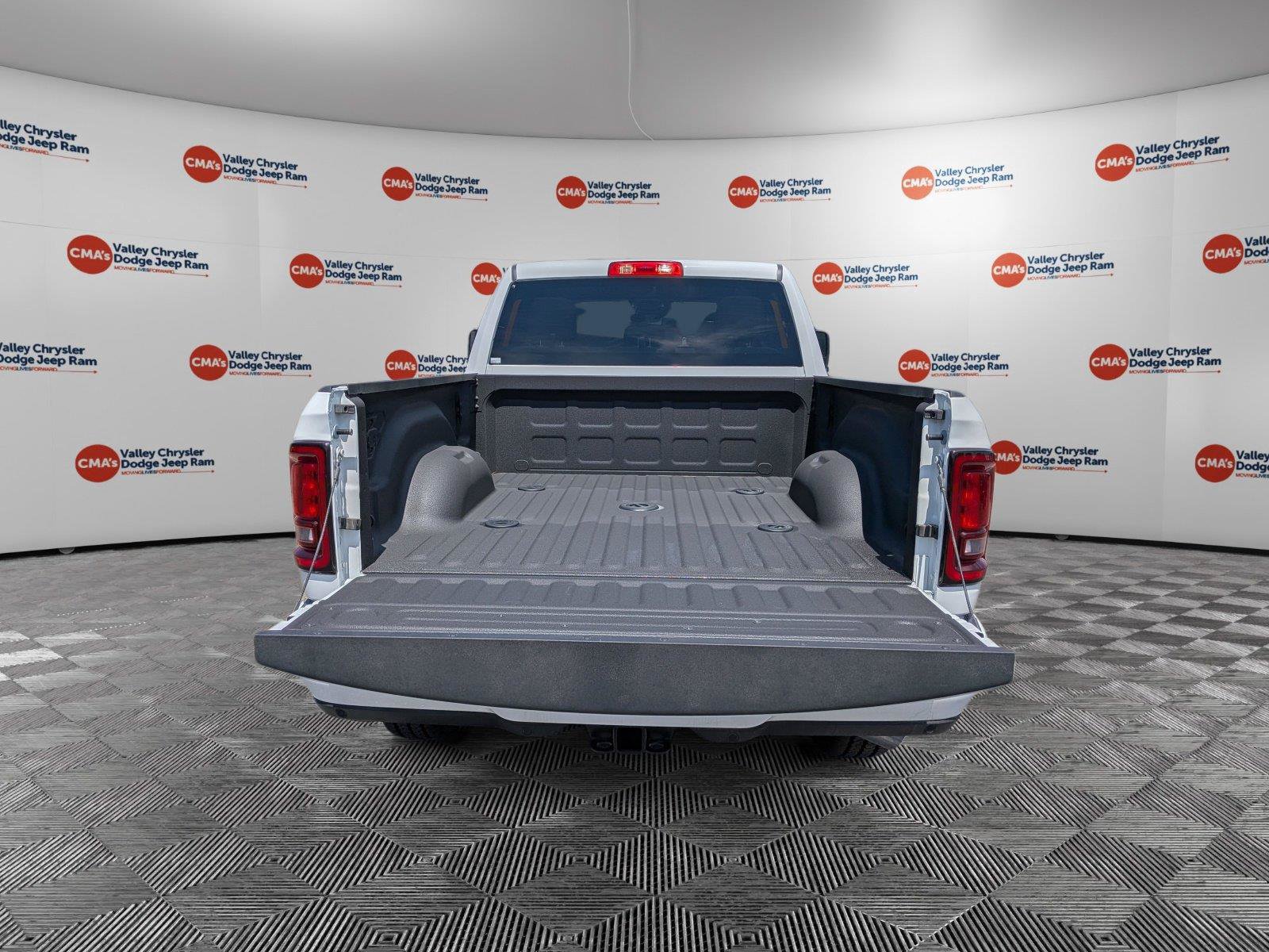 New 2026 RAM 2500 Big Horn AWD/4WD image 29