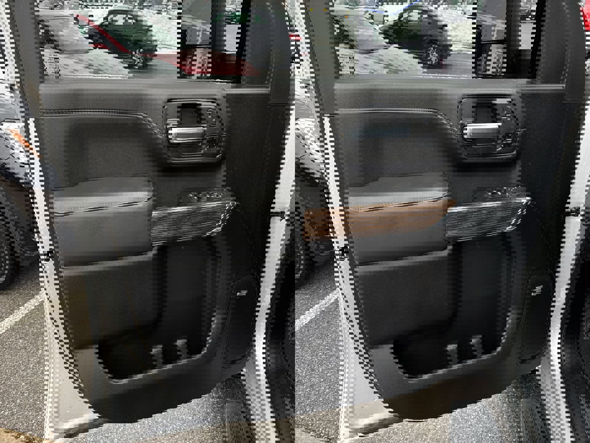 Certified 2022 Chevrolet Silverado 2500 High Country w/ Z71 Off-Road Package image 22