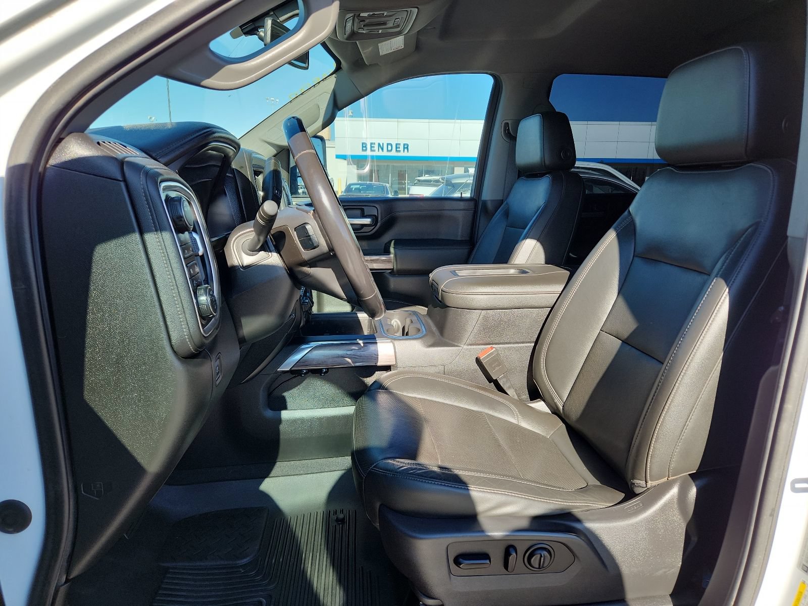 Used 2020 Chevrolet Silverado 2500 LTZ w/ LTZ Plus Package AWD/4WD image 10