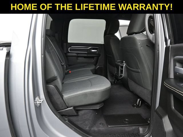 Used 2022 RAM 2500 Big Horn w/ Night Edition AWD/4WD image 45