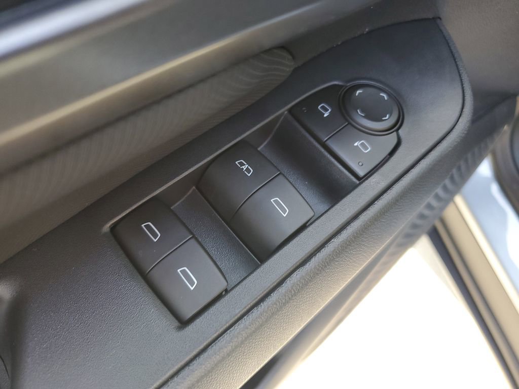 New 2026 Chevrolet Equinox EV RS image 21