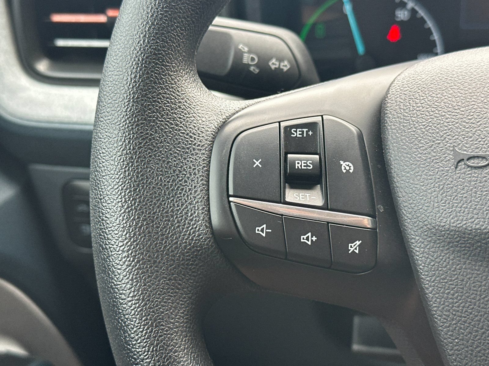 Used 2024 Ford Maverick XLT FWD image 28