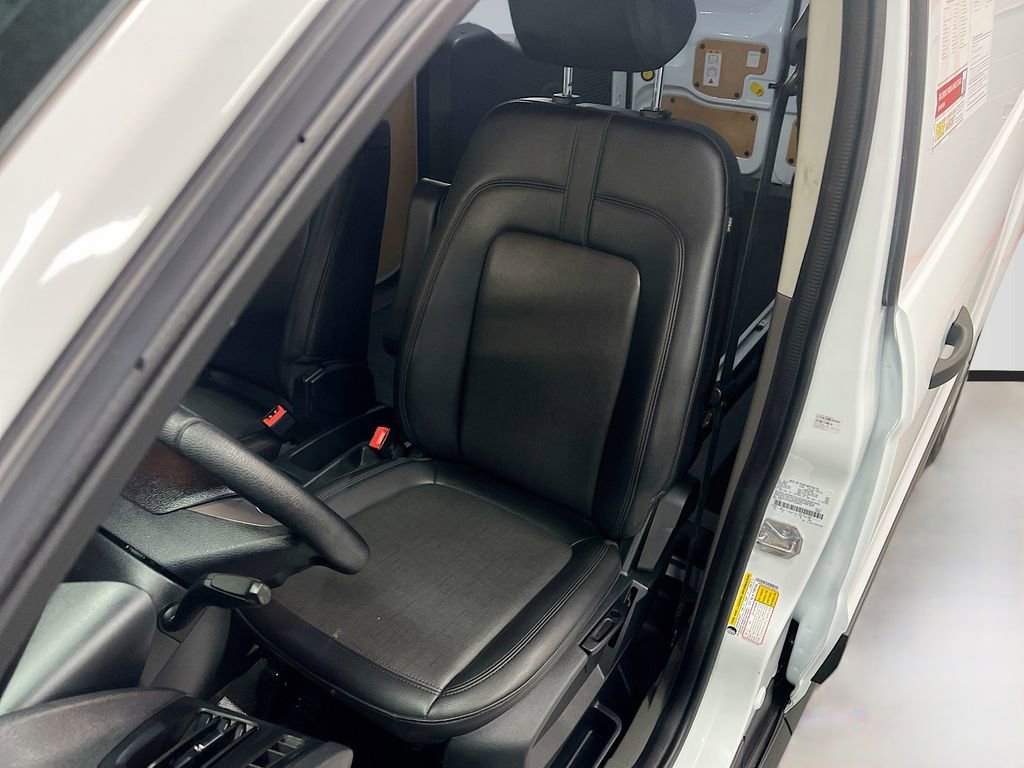 Used 2023 Ford Transit Connect XL image 18