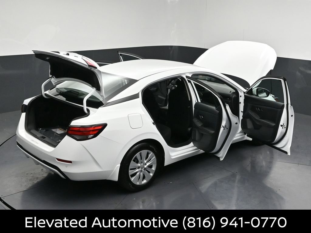 Certified 2025 Nissan Sentra S FWD image 30