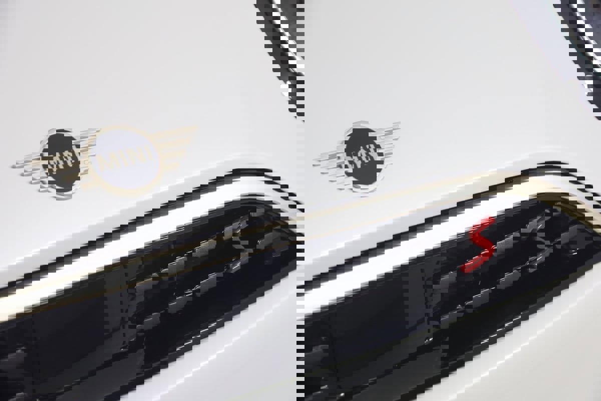 Used 2025 MINI Cooper S image 17