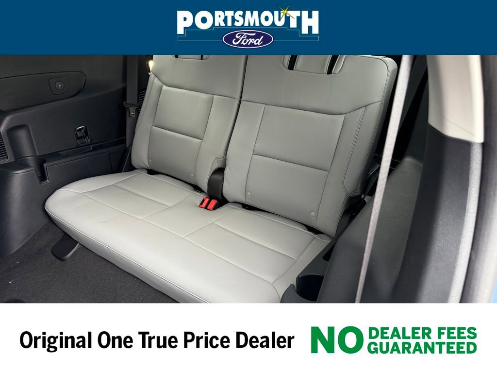 New 2025 Ford Explorer Active w/ Active Comfort Package image 8