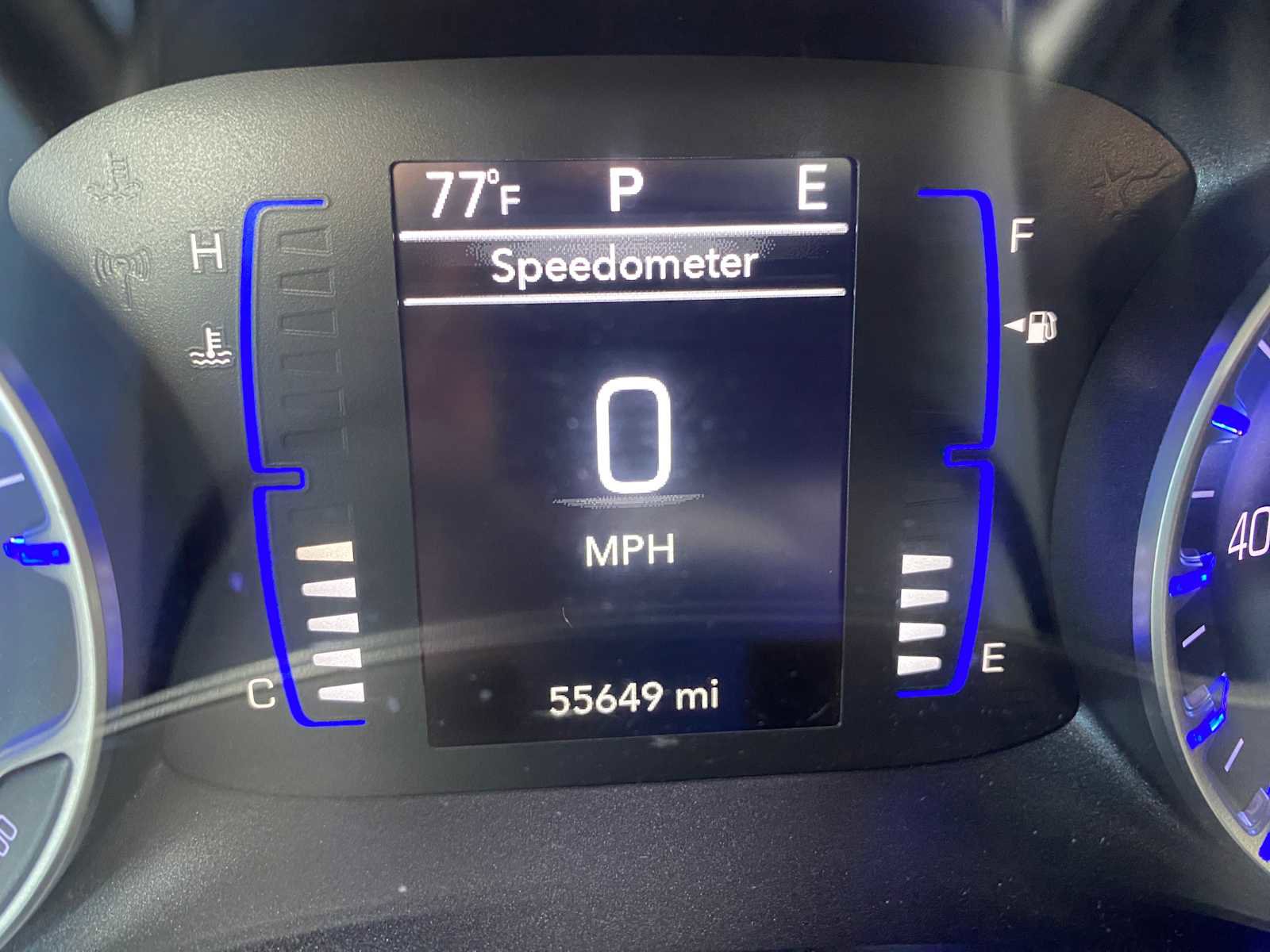 Used 2024 Chrysler Voyager LX image 9