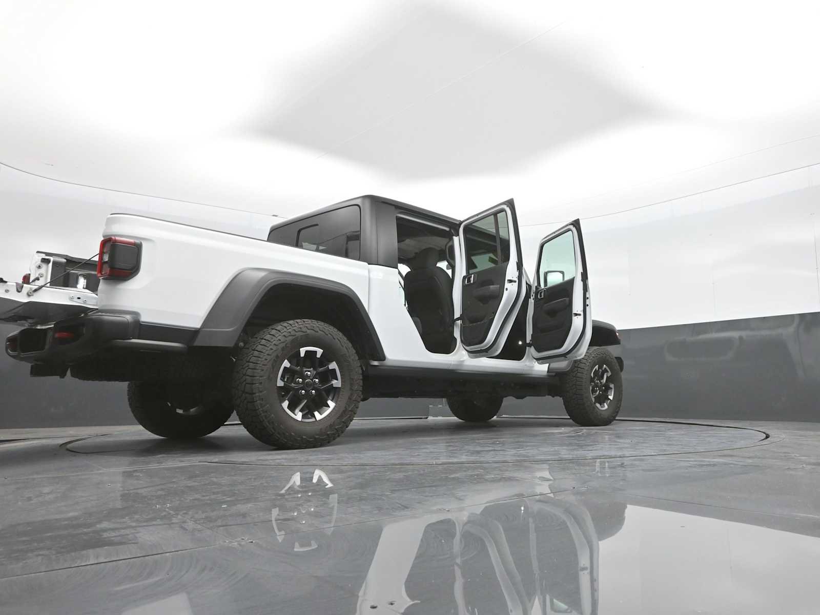 Used 2026 Jeep Gladiator Rubicon AWD/4WD image 54