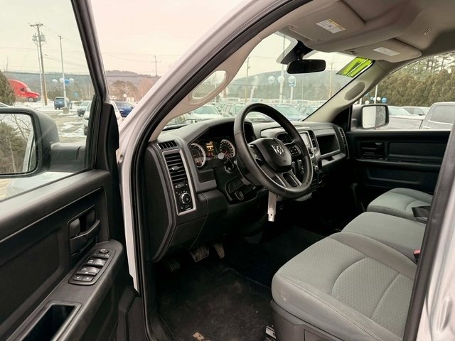 Used 2017 RAM 1500 Express image 17