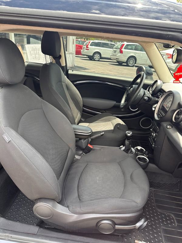 Used 2011 MINI Cooper Clubman S image 11