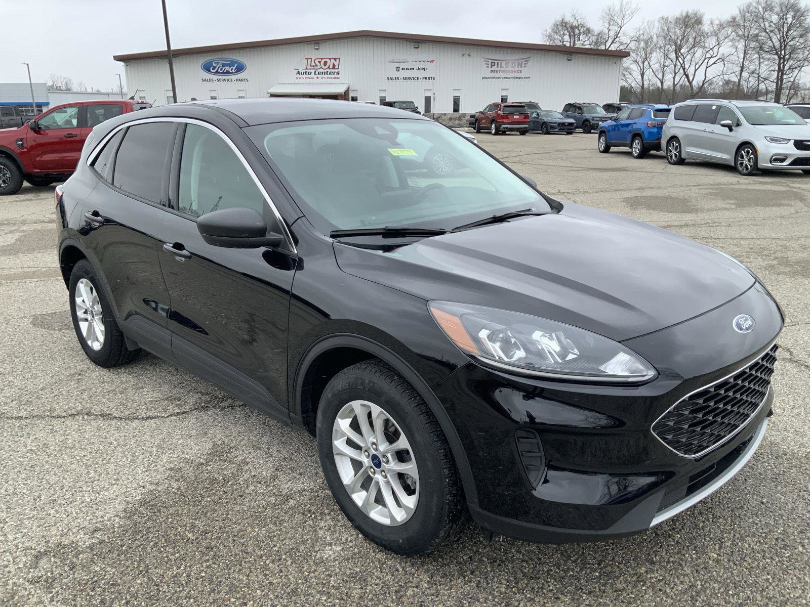 Used 2022 Ford Escape SE w/ Convenience Package image 2