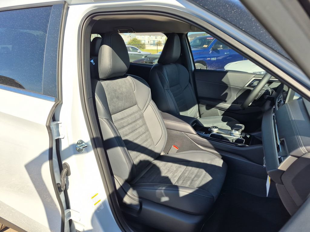 New 2026 Mitsubishi Outlander SE image 63