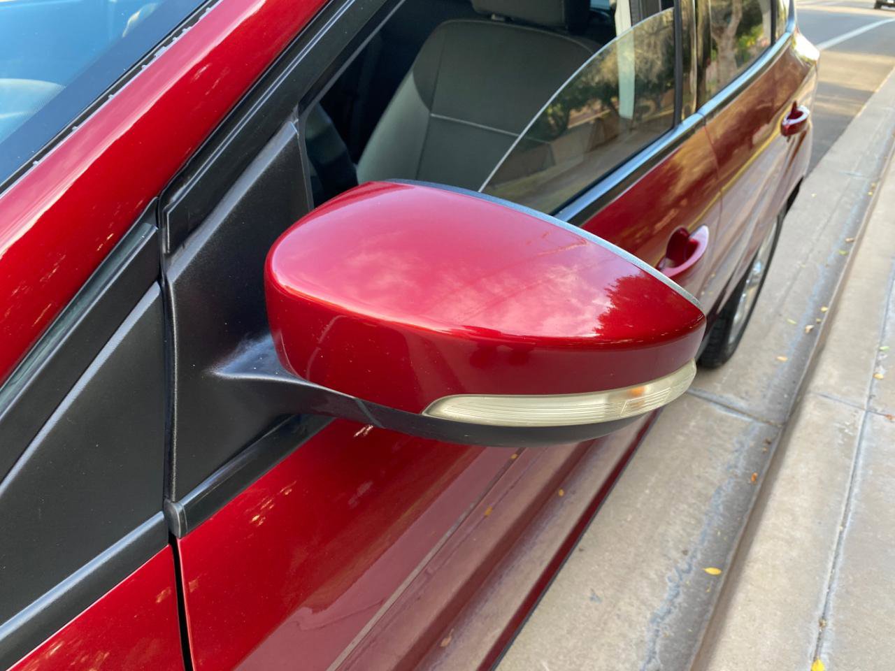 Used 2014 Ford Focus SE image 16