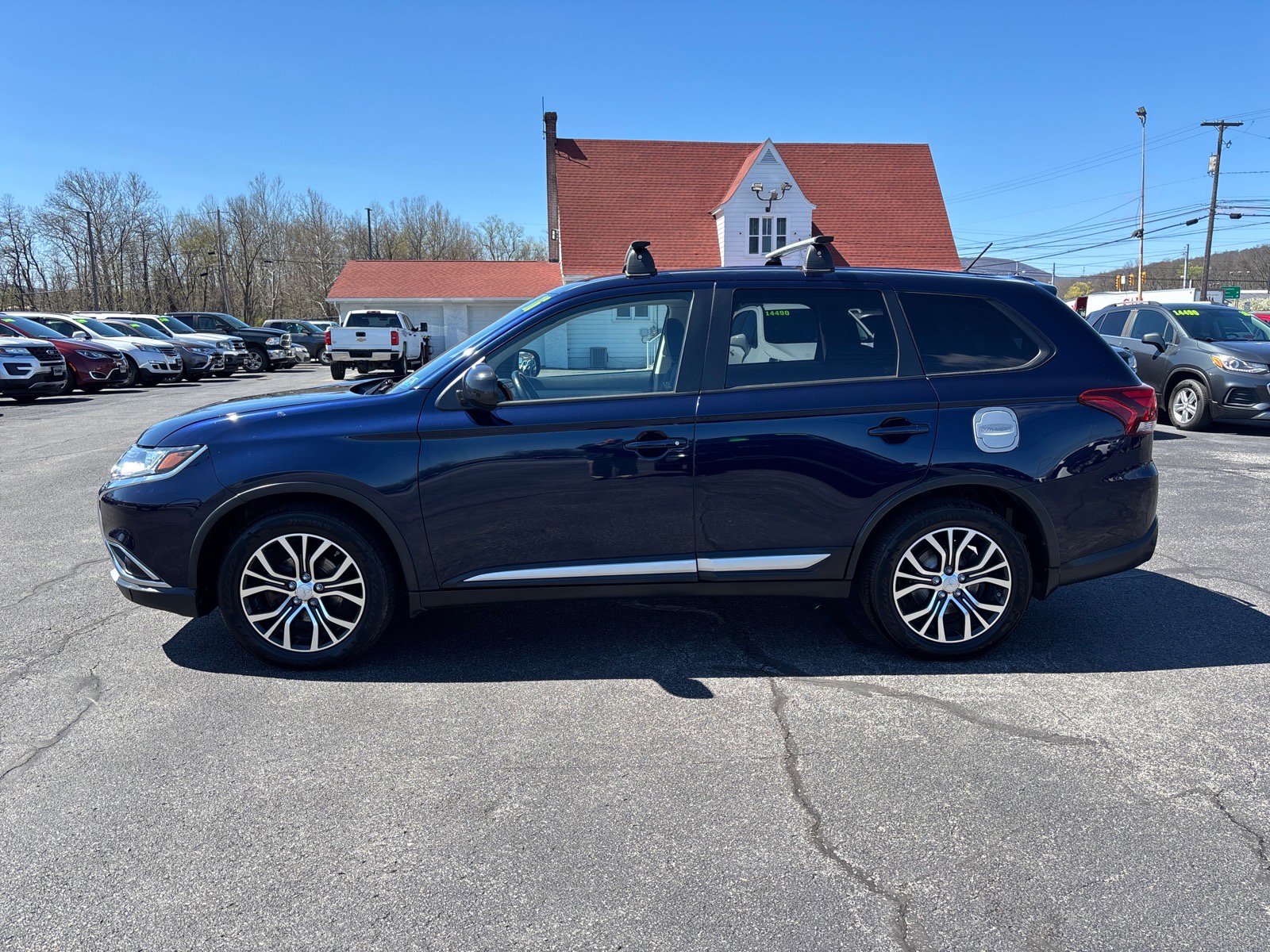 Used 2016 Mitsubishi Outlander SE AWD/4WD image 4