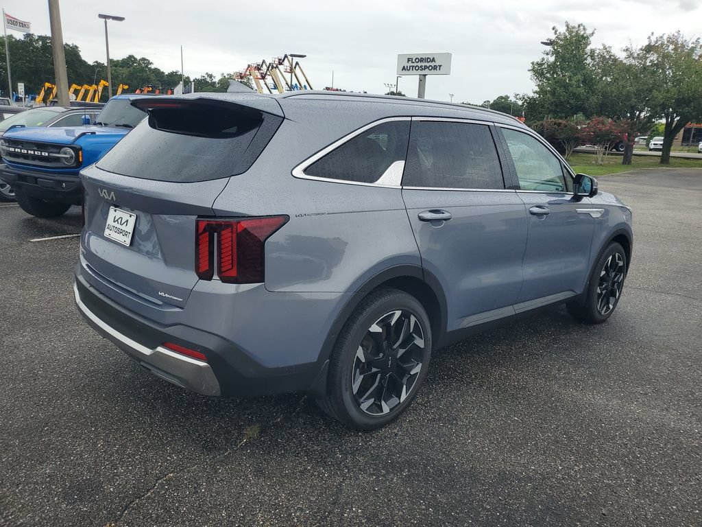 Used 2024 Kia Sorento SX FWD image 4