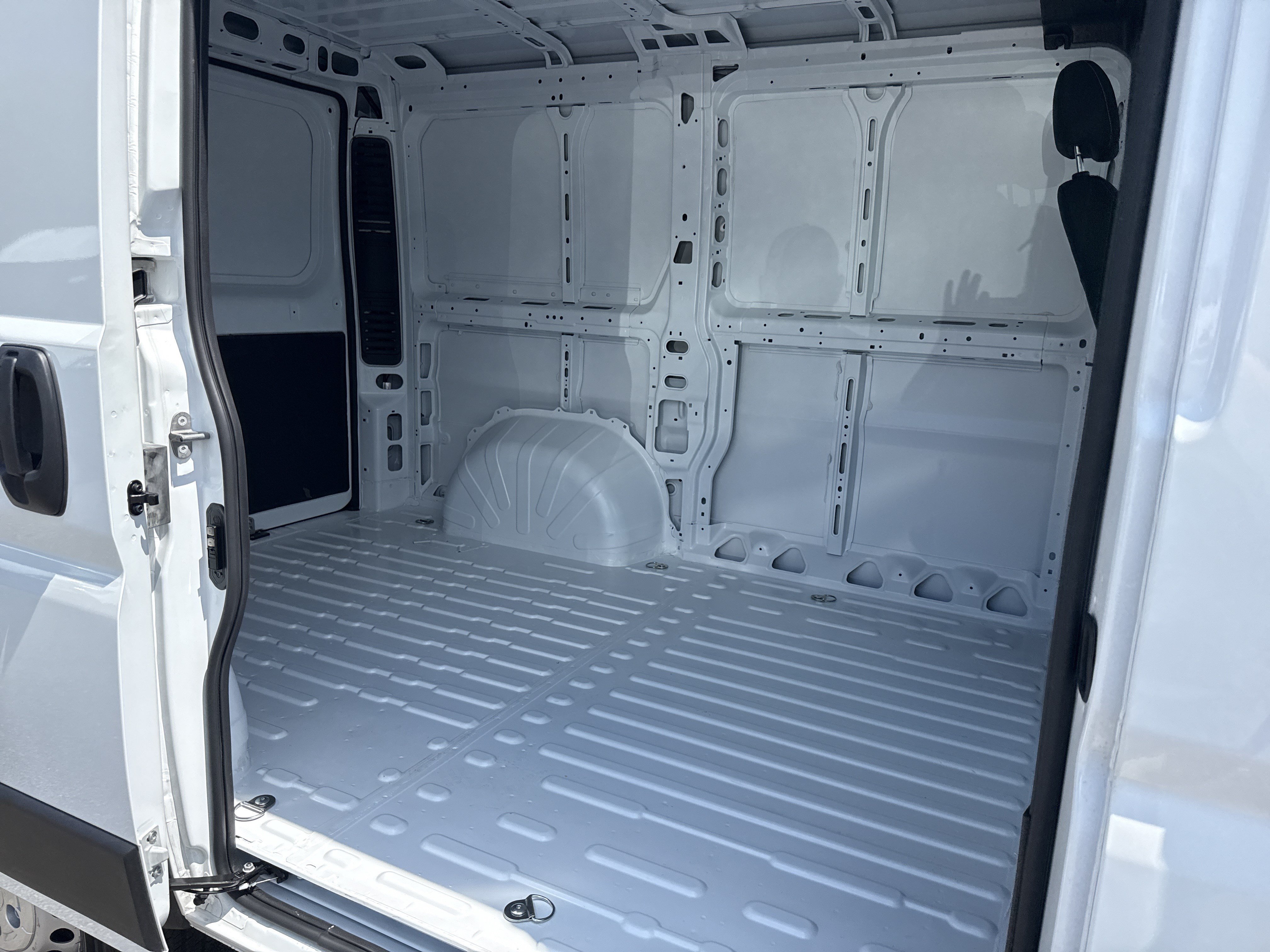 New 2026 RAM ProMaster 1500 w/ Safety Group FWD image 15