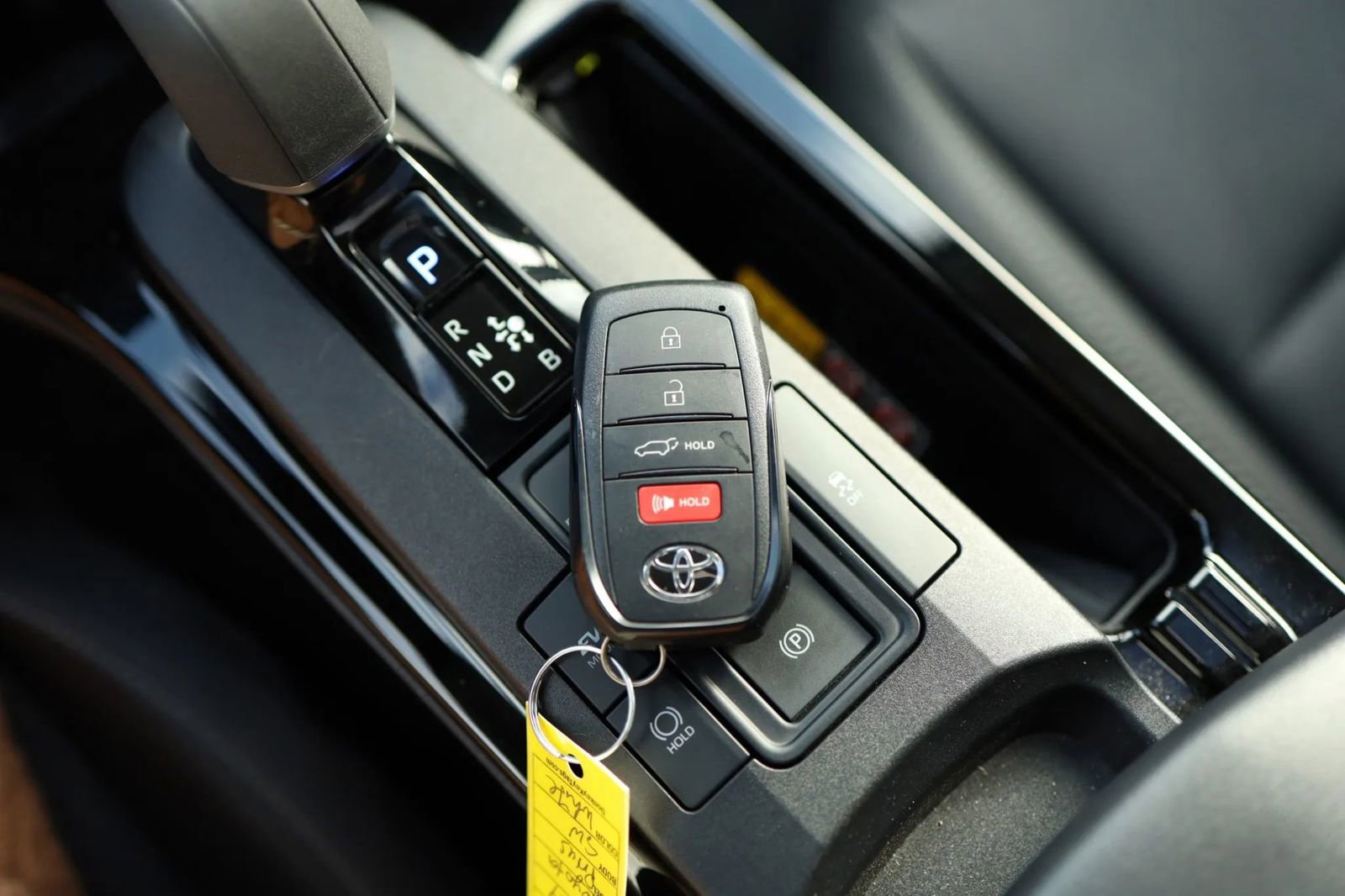 Used 2024 Toyota Prius Limited image 31