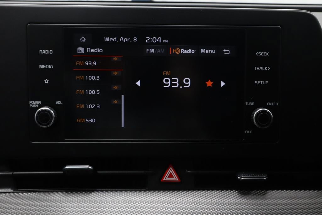 Used 2025 Kia Sportage LX image 2