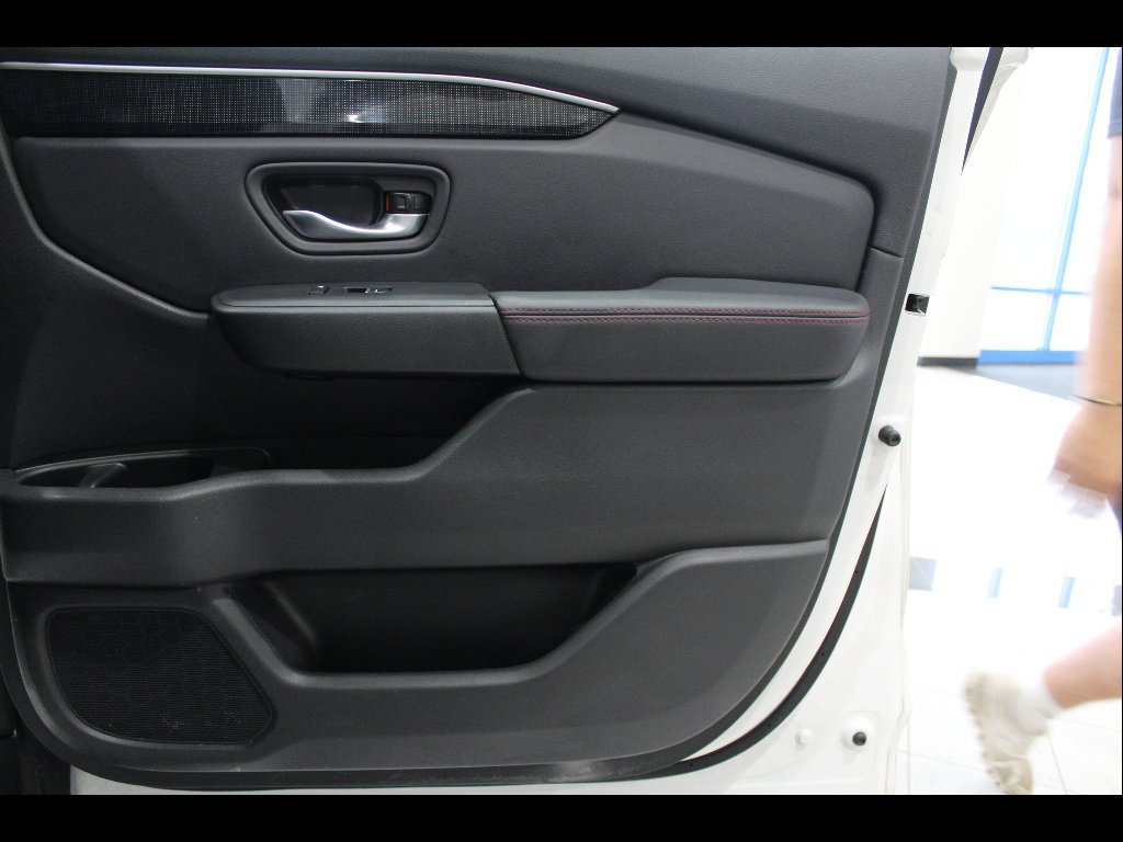Certified 2025 Honda Pilot Black Edition image 26