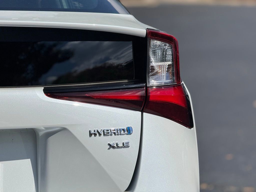 Certified 2022 Toyota Prius XLE image 12